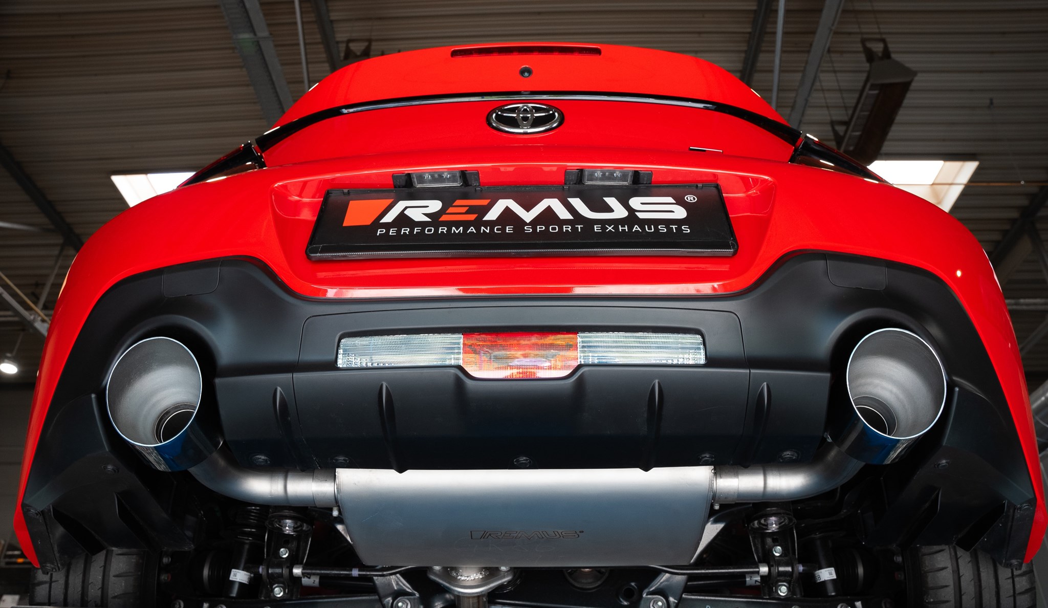 Sistema di scarico racing Remus a partire dal FAP per Toyota GR86 Typ(e) T2 2.4l 172kW 11/2021=> (FA24, con FAP)